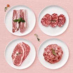1등급 암소한우 등심+안심+채끝 900g (47,920원/무료)
