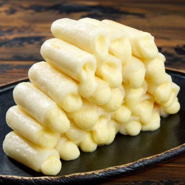 우체국) 낭만부부 모짜렐라 치즈떡 500g 6,210원 3봉이상무배+달떡2개