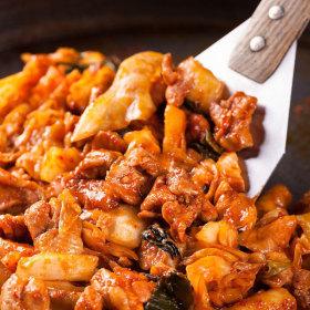 춘천식 닭갈비 700g x 4팩 (18,900원 / 무배)