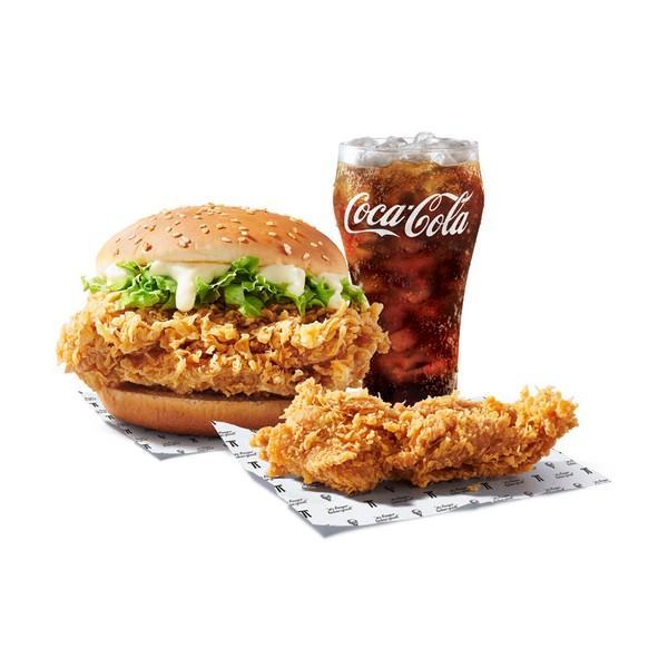 KFC 징거치킨세트(징거+핫크리스피통다리+콜라M) (7,870원/무료)3