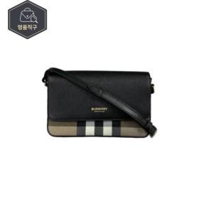 버버리 뉴 햄프셔 하우스체크 레더 숄더백 (459,910원/무료)