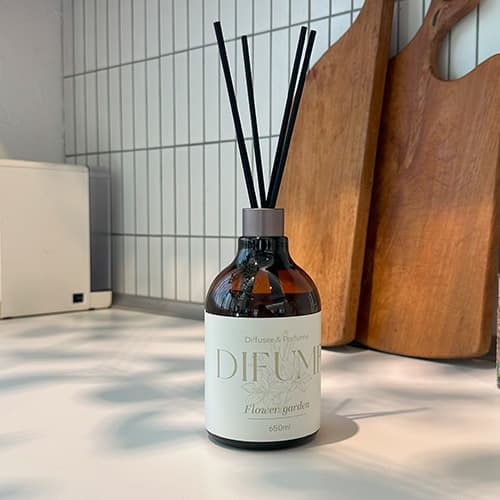 대용량 실내 디퓨저 방향제 650ml 1+1 (9,800원/유배)